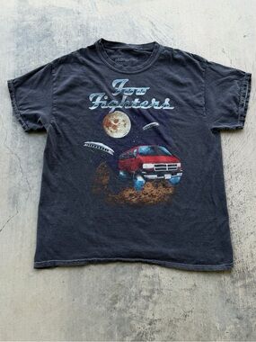 Foo Fighters Black Graphic Short Sleeve Tee with Red Van and ufo